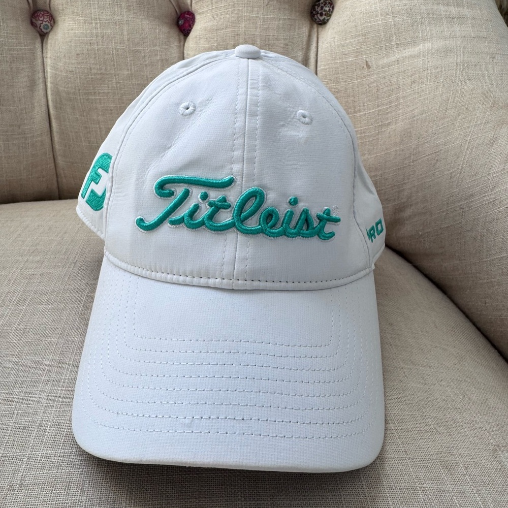 Titleist Tour Performance White Mens Golf Hat NEW aqua lettering PRO V 1 FJ